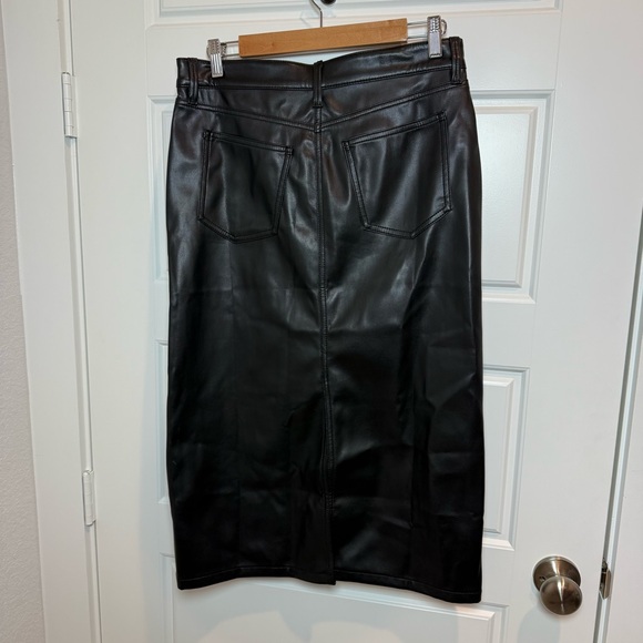 Ann Taylor Weekend Vegan Black Leather Pencil Skirt - Picture 4 of 10